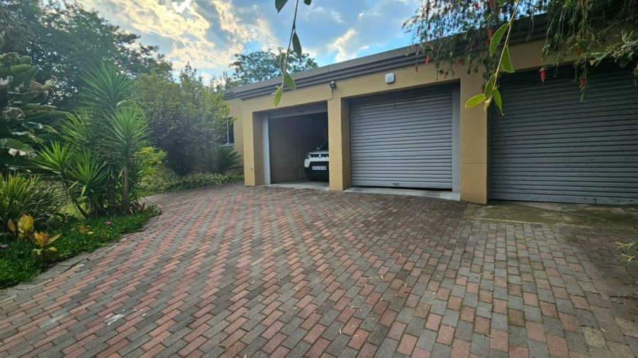 4 Bedroom Property for Sale in Bordeaux Gauteng