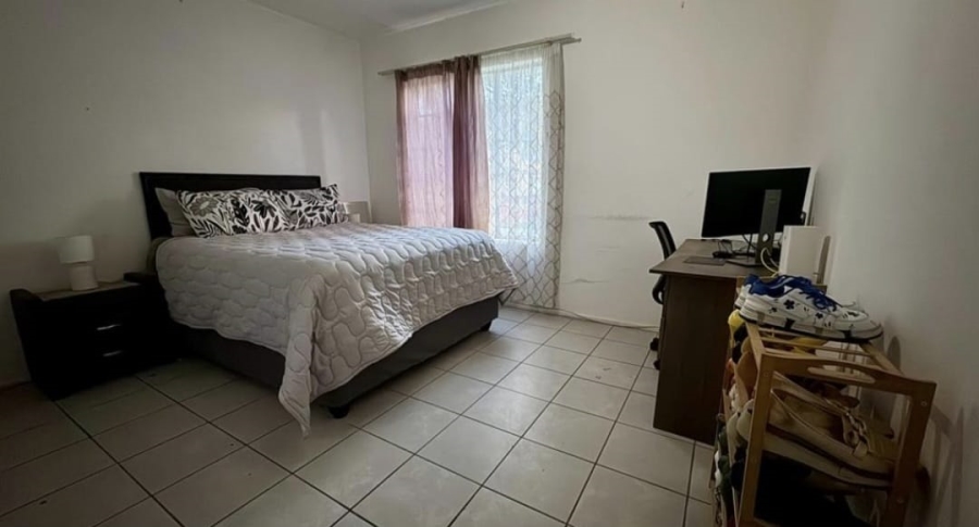 2 Bedroom Property for Sale in Noordwyk Gauteng