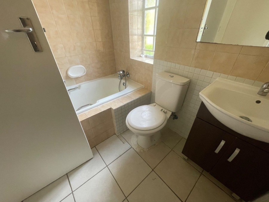 To Let 2 Bedroom Property for Rent in Sandown Gauteng