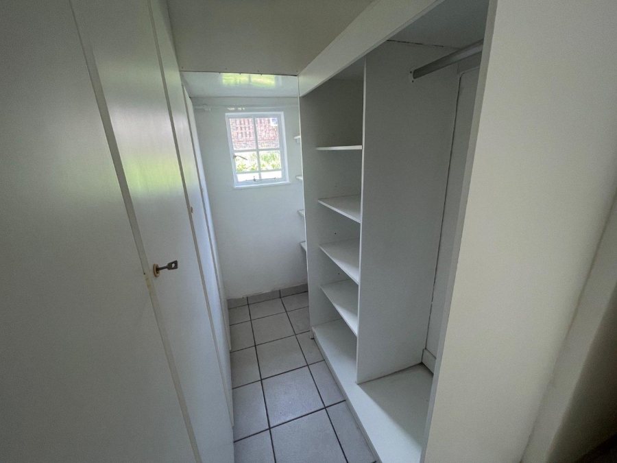 To Let 2 Bedroom Property for Rent in Sandown Gauteng