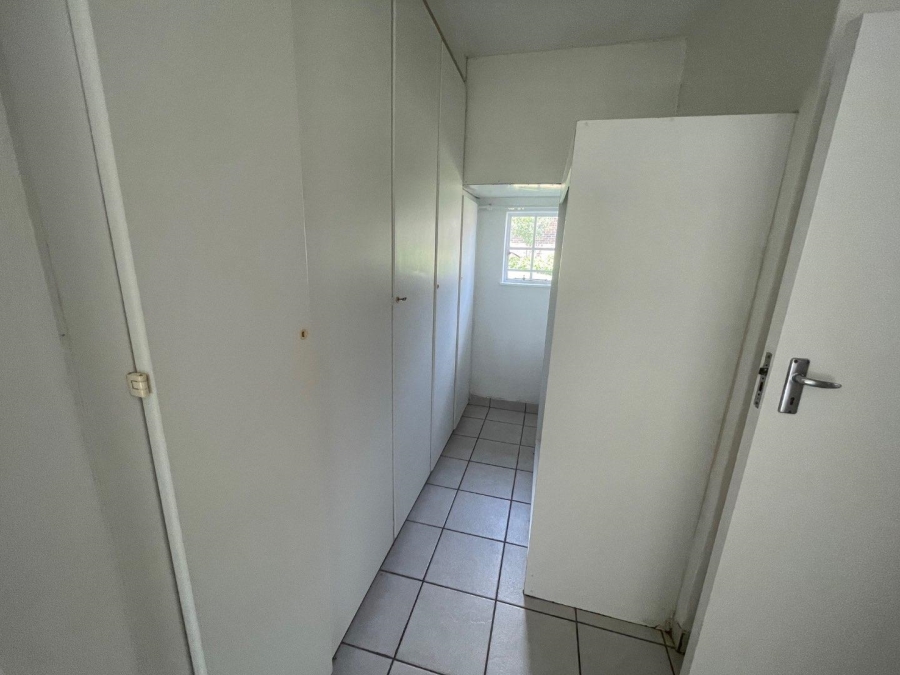 To Let 2 Bedroom Property for Rent in Sandown Gauteng