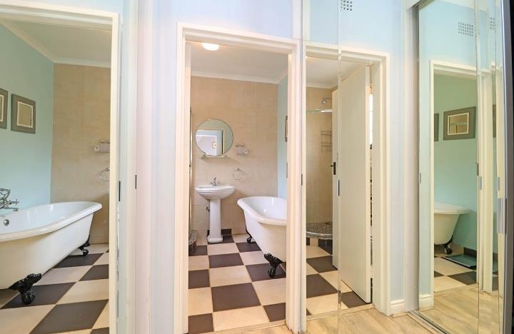 2 Bedroom Property for Sale in River Club Gauteng