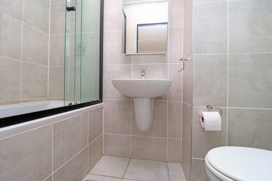 2 Bedroom Property for Sale in Linbro Park Gauteng