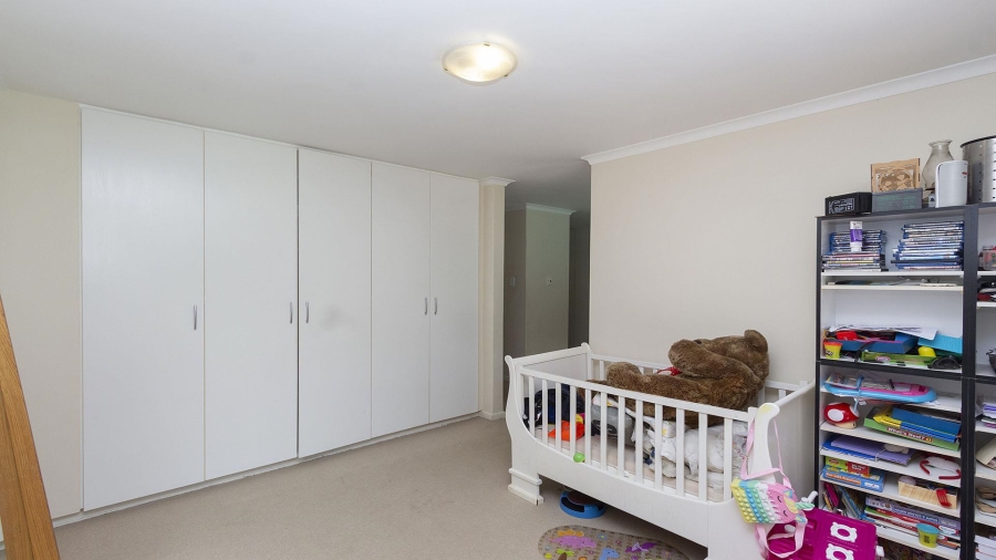 To Let 4 Bedroom Property for Rent in Khyber Rock Gauteng