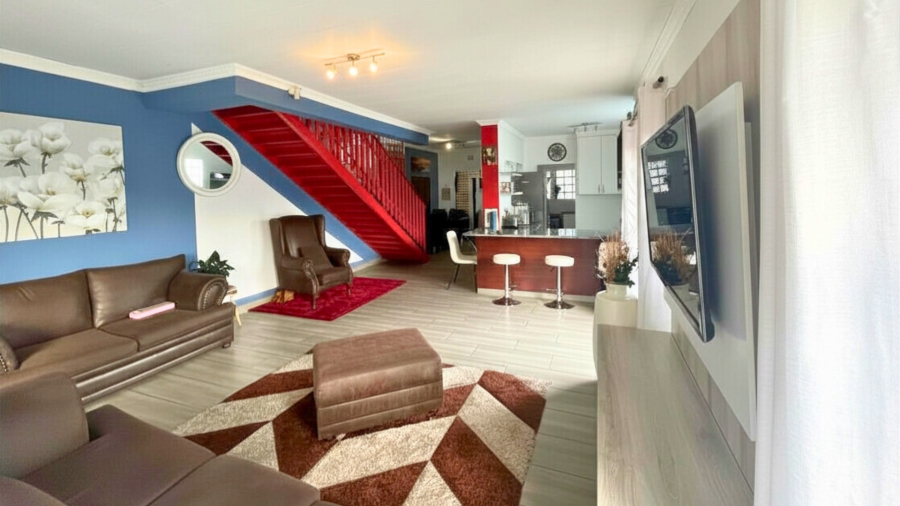 3 Bedroom Property for Sale in Brackenhurst Gauteng