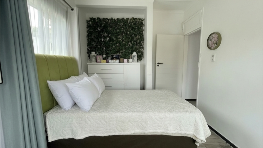 3 Bedroom Property for Sale in Brackenhurst Gauteng