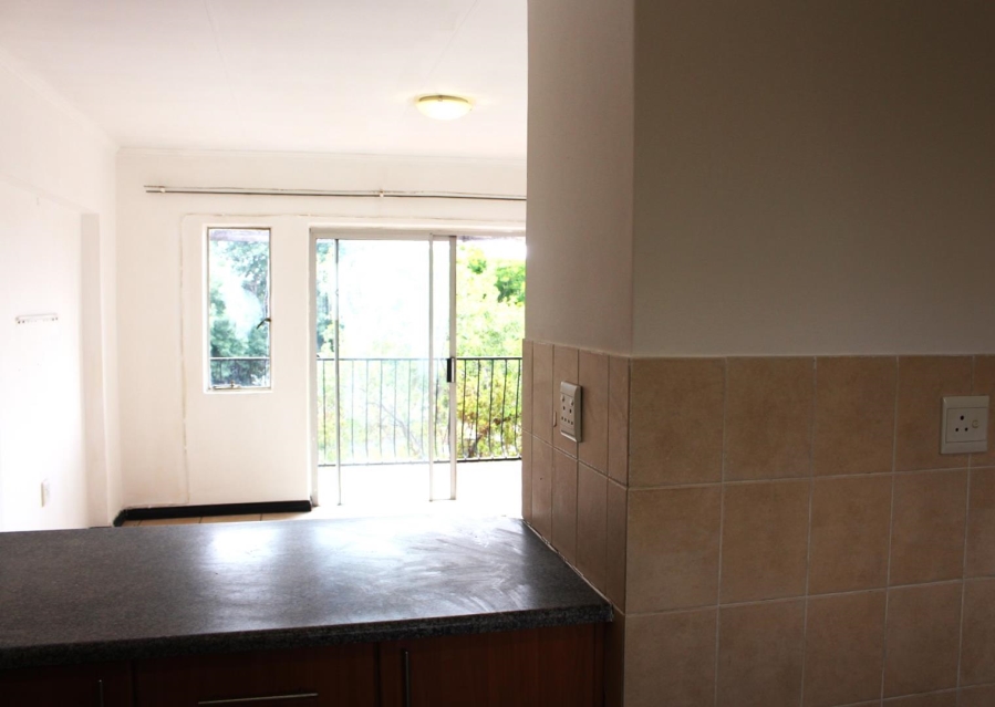 2 Bedroom Property for Sale in Hoogland Gauteng