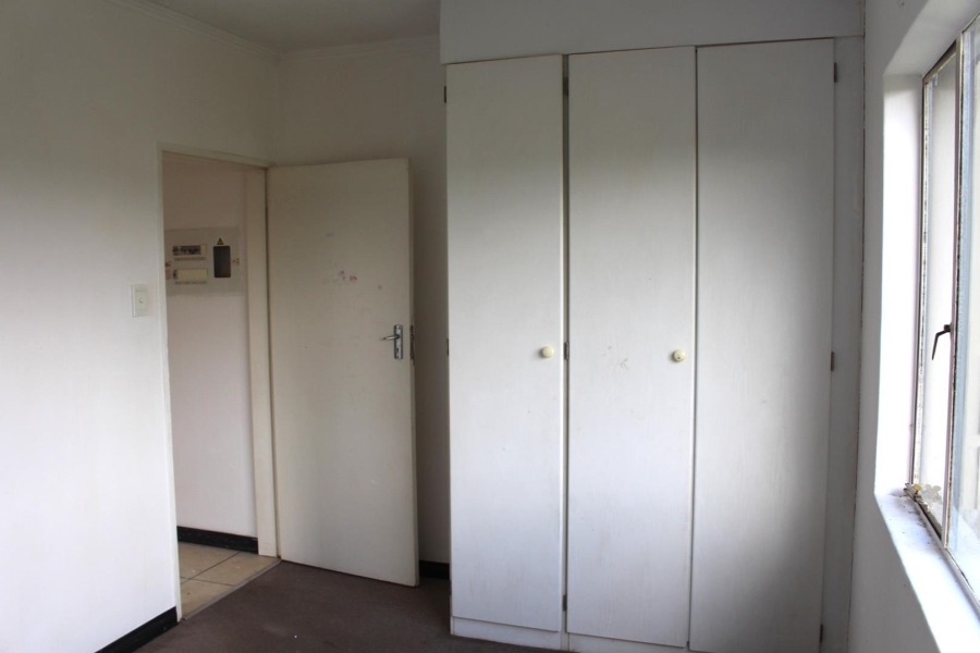 2 Bedroom Property for Sale in Hoogland Gauteng