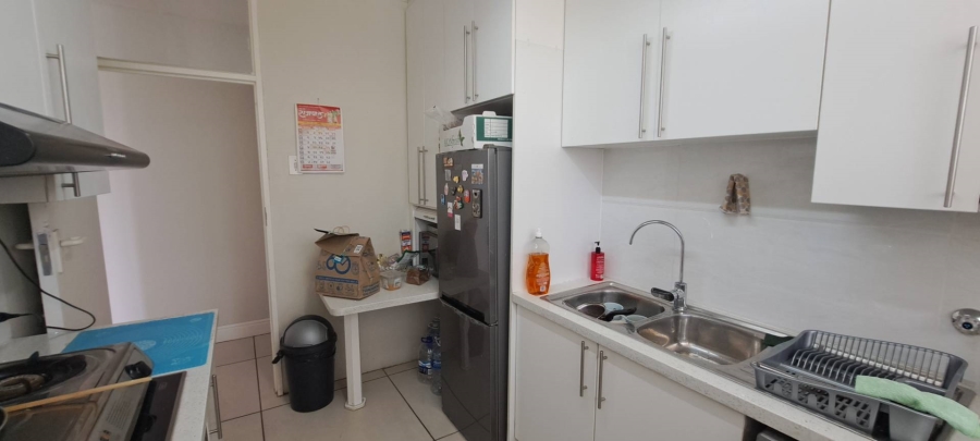 To Let 2 Bedroom Property for Rent in Sandown Gauteng