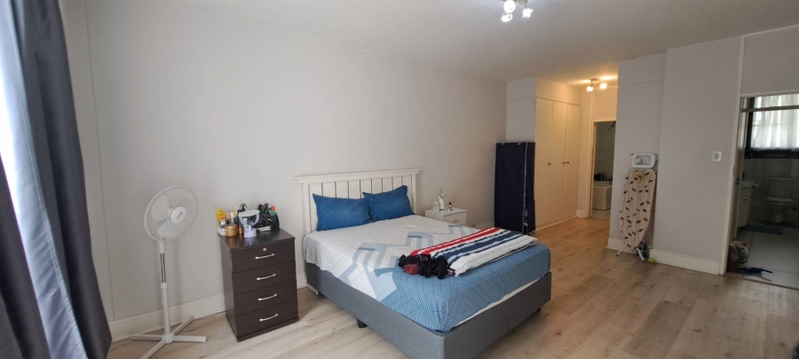 To Let 2 Bedroom Property for Rent in Sandown Gauteng