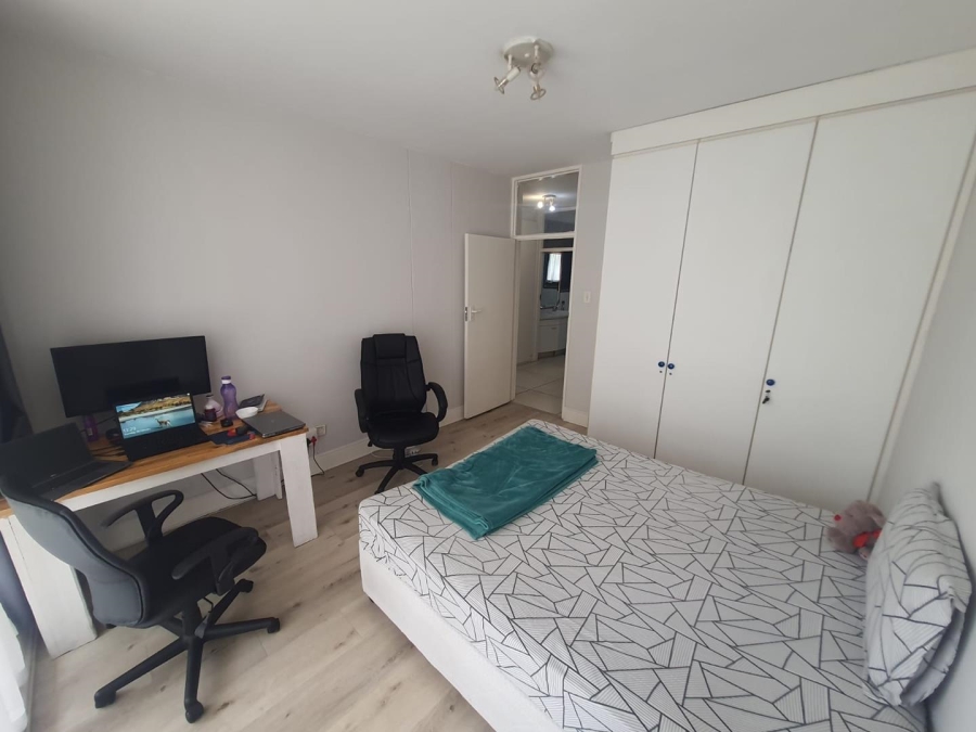 To Let 2 Bedroom Property for Rent in Sandown Gauteng