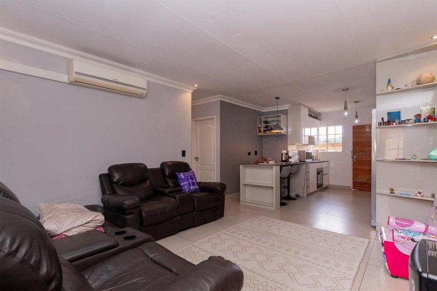 3 Bedroom Property for Sale in Glen Erasmia Gauteng