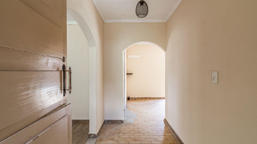 4 Bedroom Property for Sale in Florida Park Gauteng