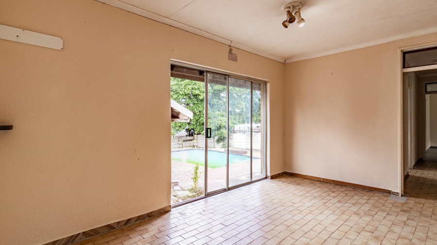 4 Bedroom Property for Sale in Florida Park Gauteng