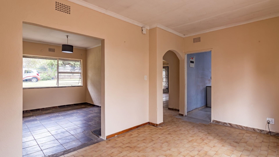 4 Bedroom Property for Sale in Florida Park Gauteng
