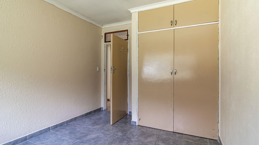 4 Bedroom Property for Sale in Florida Park Gauteng