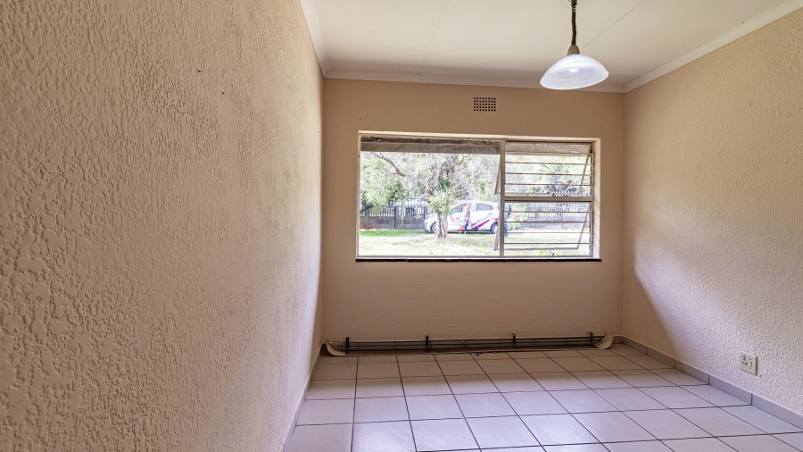 4 Bedroom Property for Sale in Florida Park Gauteng