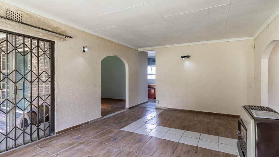 To Let 4 Bedroom Property for Rent in Florida Park Ext 3 Gauteng