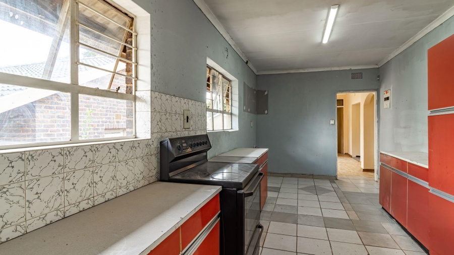 To Let 4 Bedroom Property for Rent in Florida Park Ext 3 Gauteng