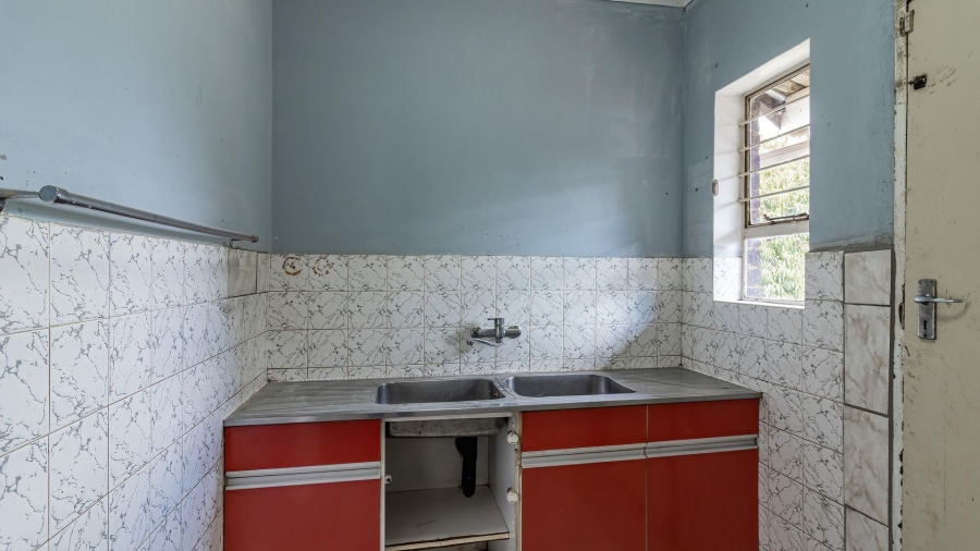 To Let 4 Bedroom Property for Rent in Florida Park Ext 3 Gauteng