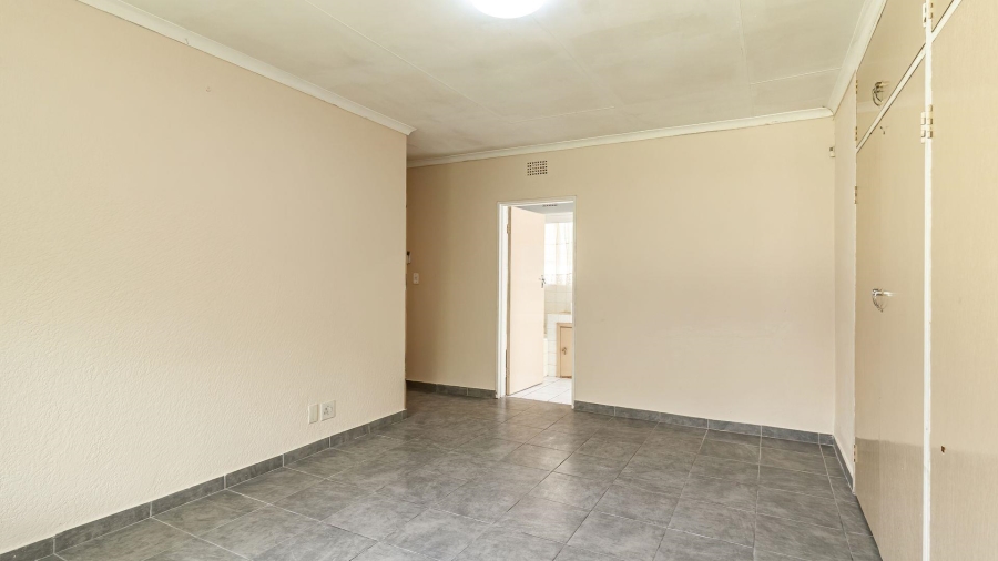 To Let 4 Bedroom Property for Rent in Florida Park Ext 3 Gauteng
