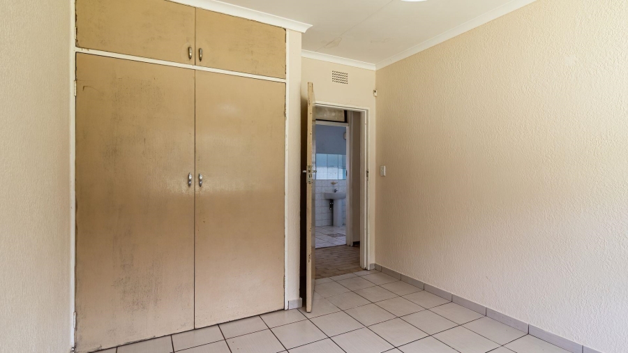 To Let 4 Bedroom Property for Rent in Florida Park Ext 3 Gauteng