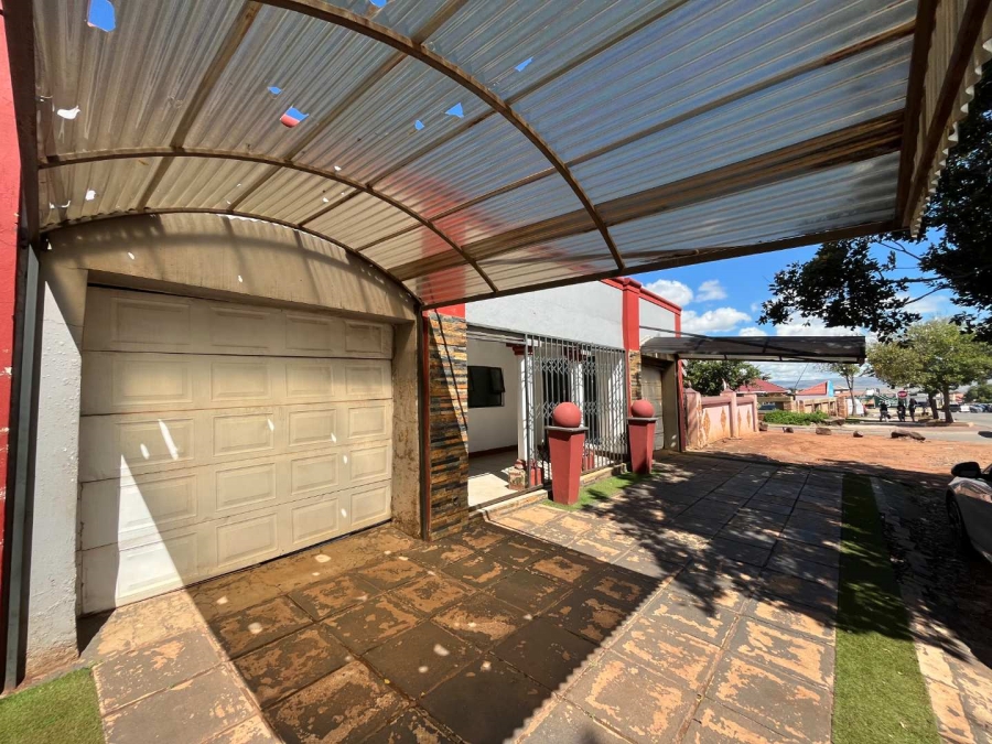 3 Bedroom Property for Sale in Vosloorus Gauteng