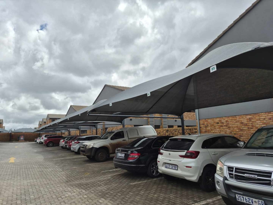 2 Bedroom Property for Sale in Ravenswood Gauteng