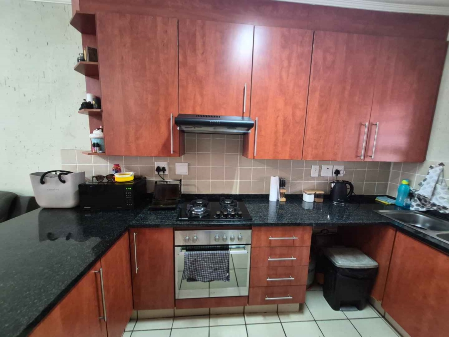 2 Bedroom Property for Sale in Ravenswood Gauteng