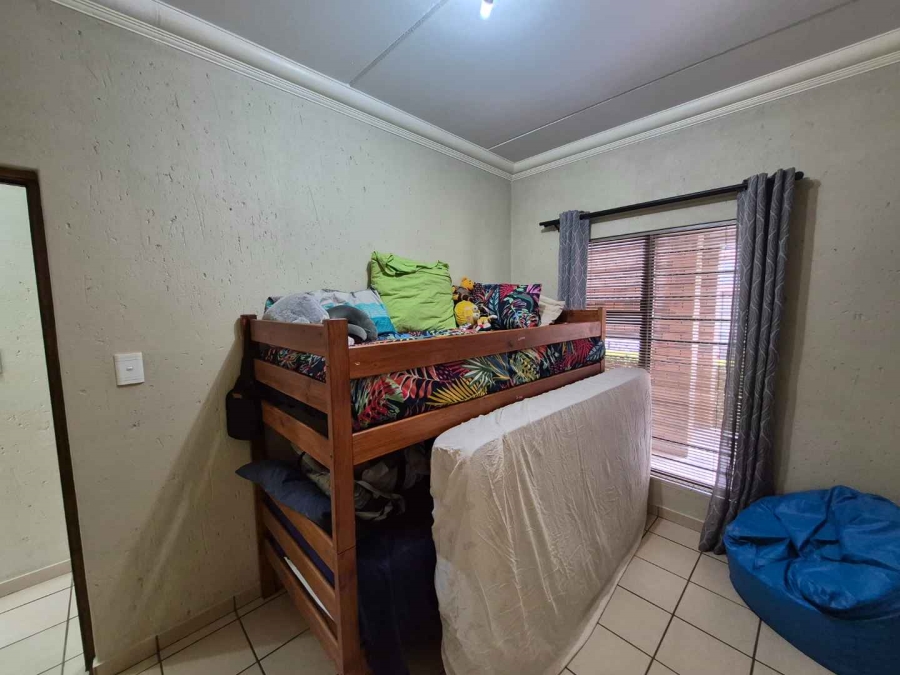 2 Bedroom Property for Sale in Ravenswood Gauteng