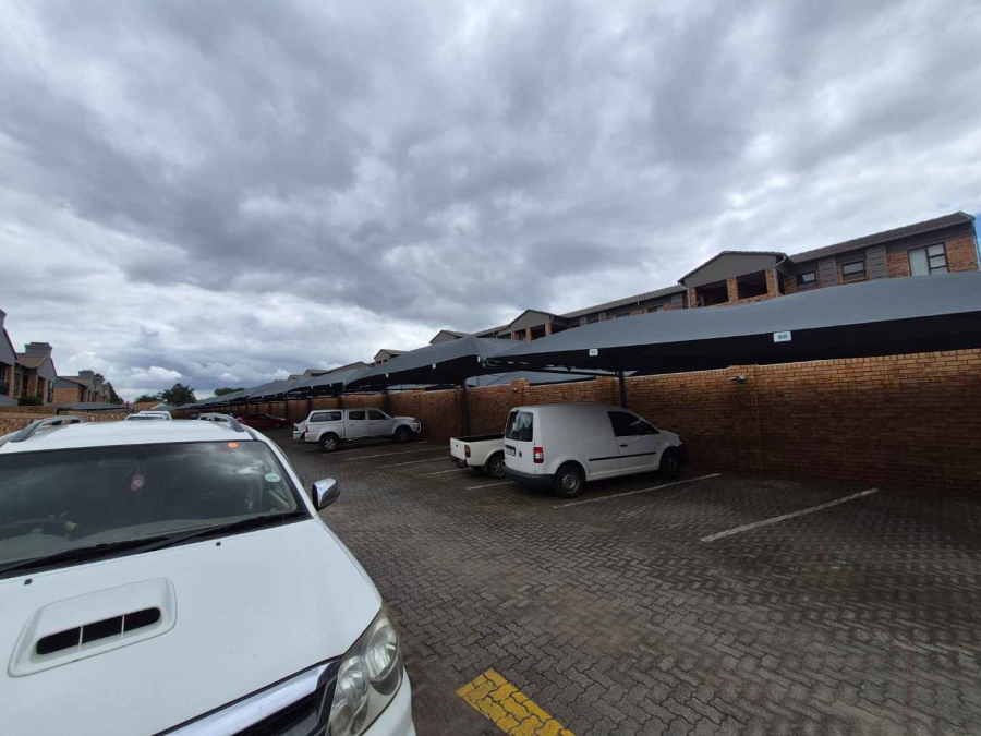 2 Bedroom Property for Sale in Ravenswood Gauteng