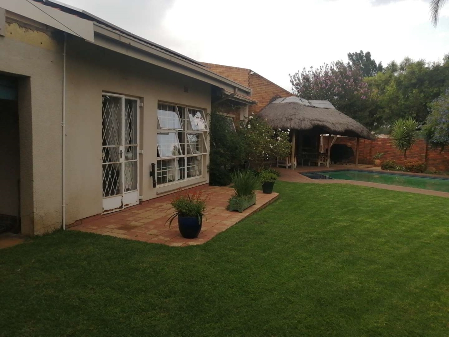3 Bedroom Property for Sale in Sunward Park Gauteng