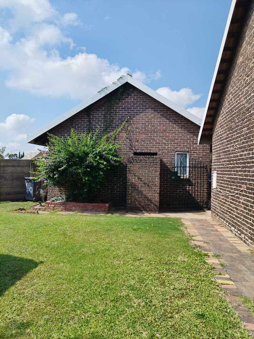3 Bedroom Property for Sale in Sharon Park Gauteng