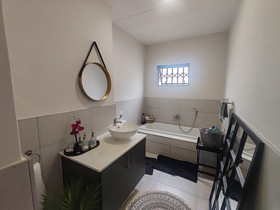 3 Bedroom Property for Sale in Brentwood Park Gauteng