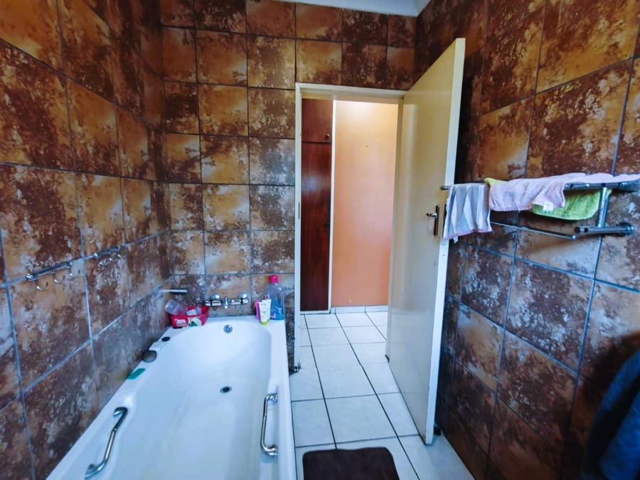 4 Bedroom Property for Sale in Witfield Gauteng