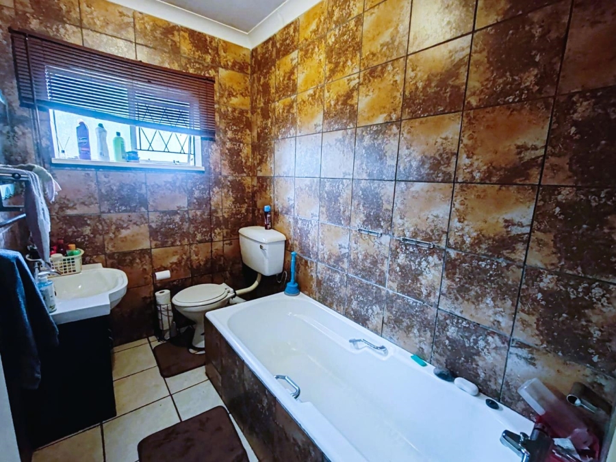 4 Bedroom Property for Sale in Witfield Gauteng