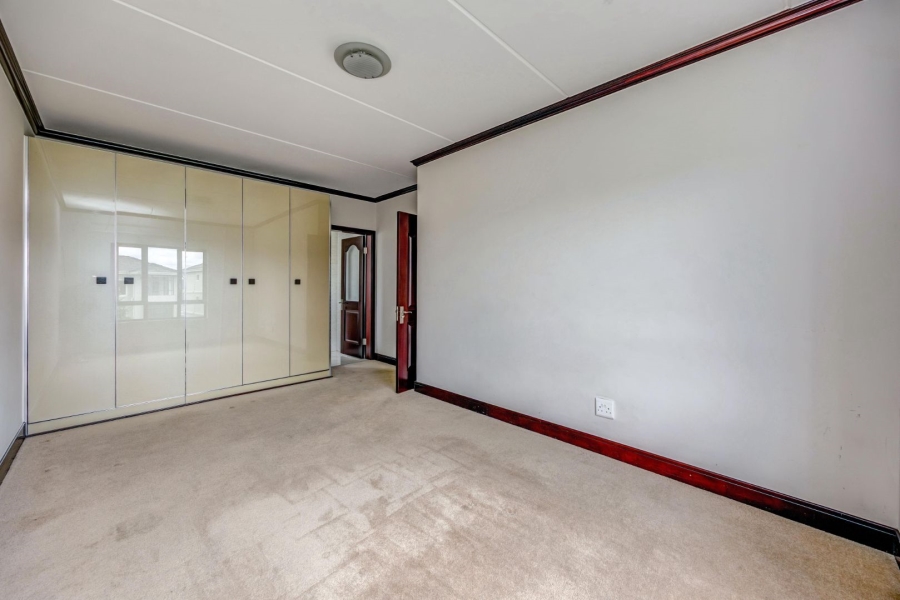 2 Bedroom Property for Sale in Fourways Gauteng