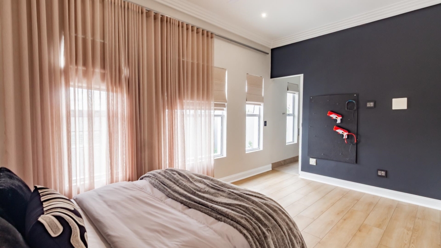 5 Bedroom Property for Sale in Steyn City Gauteng