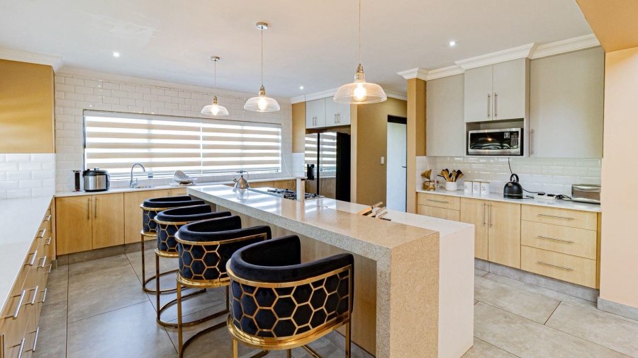 4 Bedroom Property for Sale in The Hills Game Reserve Estate Gauteng