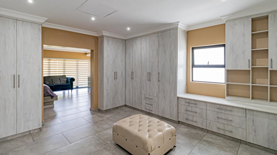 4 Bedroom Property for Sale in The Hills Game Reserve Estate Gauteng