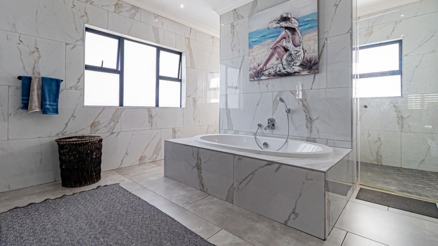 4 Bedroom Property for Sale in The Hills Game Reserve Estate Gauteng