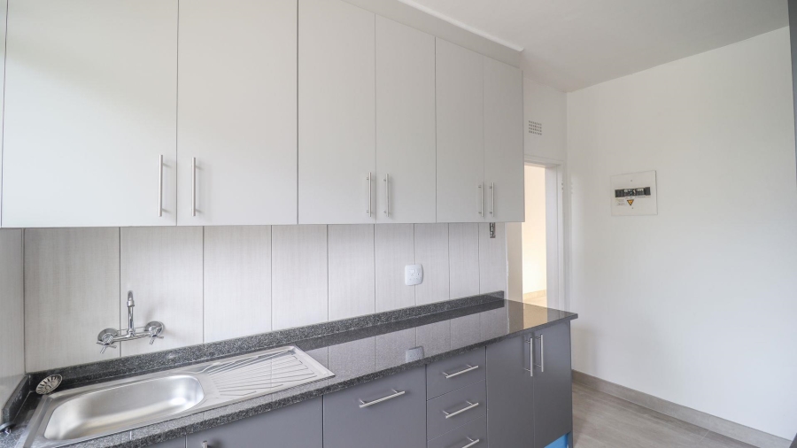 To Let 3 Bedroom Property for Rent in Constantia Kloof Gauteng