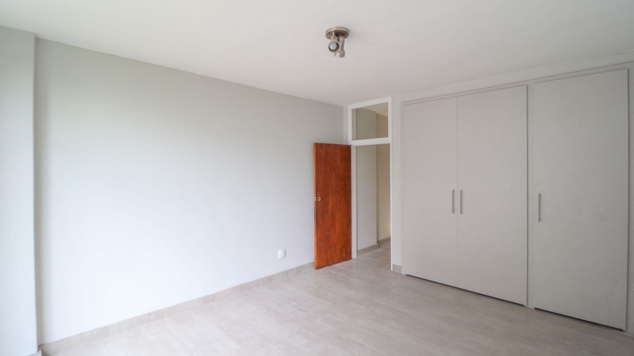 To Let 3 Bedroom Property for Rent in Constantia Kloof Gauteng