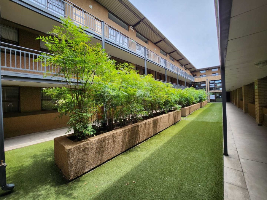 To Let 2 Bedroom Property for Rent in Ferndale Gauteng