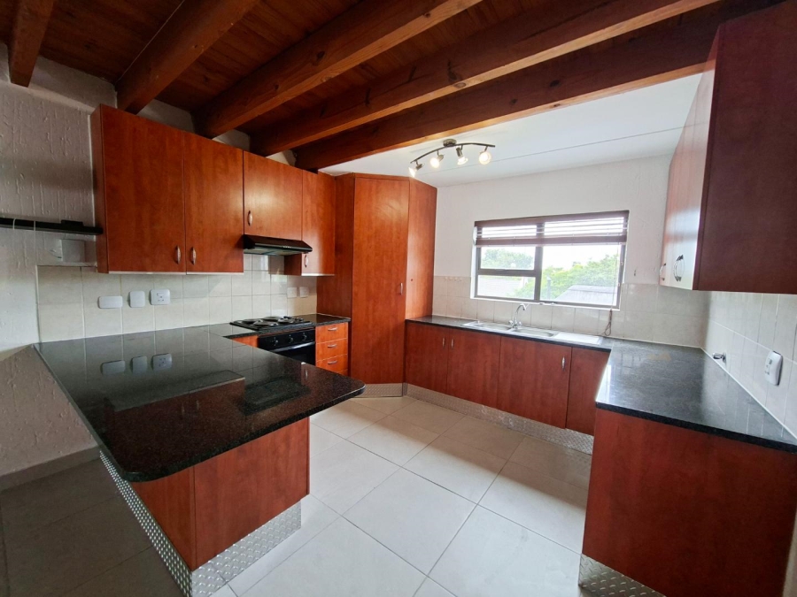 To Let 2 Bedroom Property for Rent in Sunninghill Gauteng