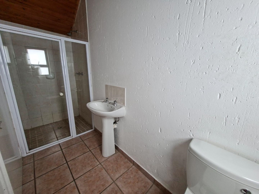 To Let 2 Bedroom Property for Rent in Sunninghill Gauteng