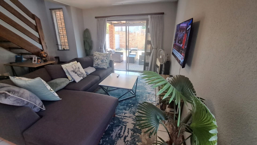 2 Bedroom Property for Sale in North Riding Gauteng