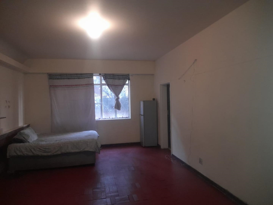 1 Bedroom Property for Sale in Hillbrow Gauteng