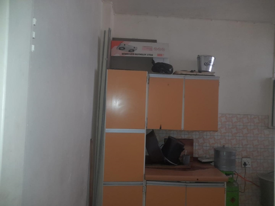 1 Bedroom Property for Sale in Hillbrow Gauteng