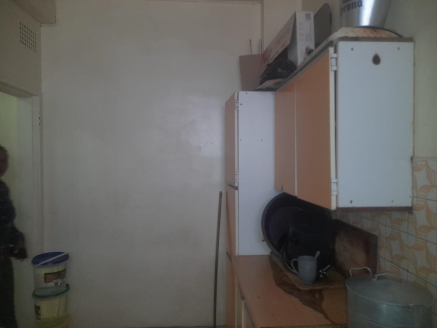 1 Bedroom Property for Sale in Hillbrow Gauteng